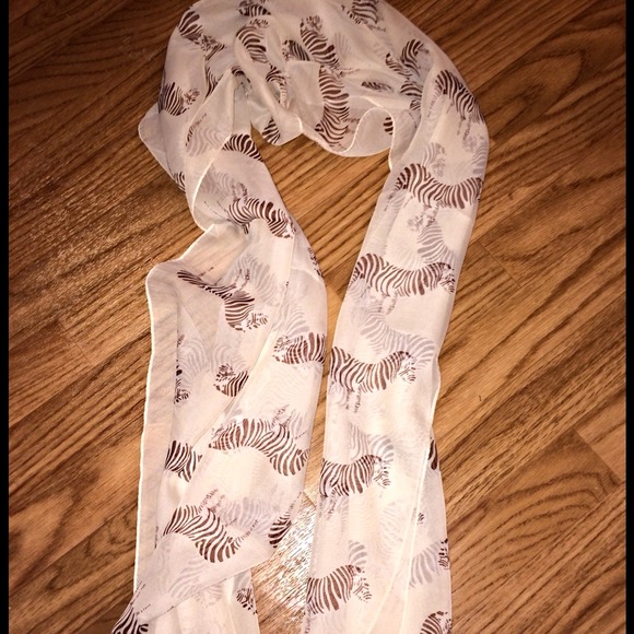 Scarf - Picture 2 of 2