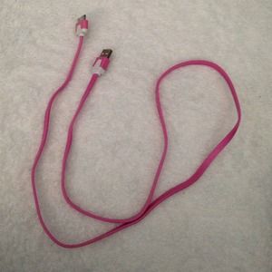 🚫ON HOLD🚫Pink iPhone 4/4s USB cord!