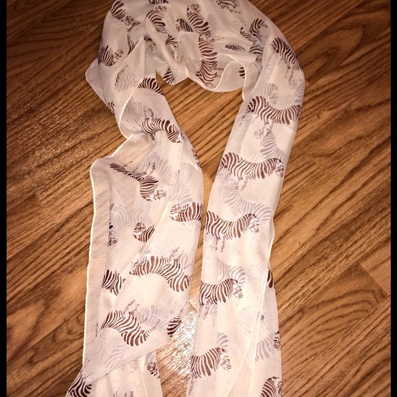 Scarf - Picture 2 of 2