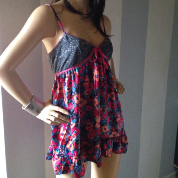 ๐ทFree People Charmeuse Chemise - Picture 2 of 4