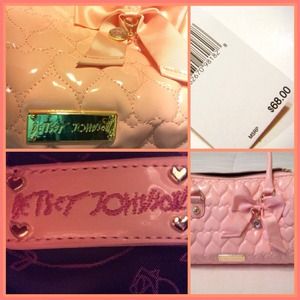 Pink Betsey Johnson heart purse