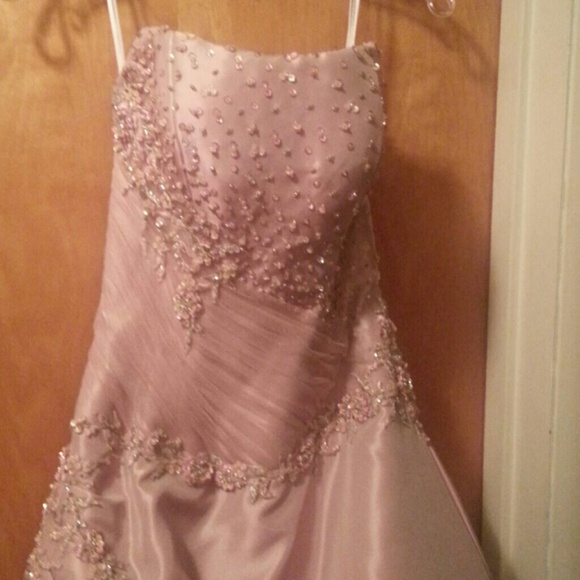 Homecoming, pageant dress, formal - Picture 2 of 3