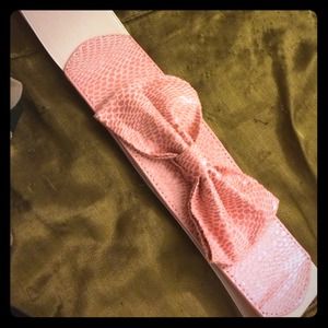Bebe belt