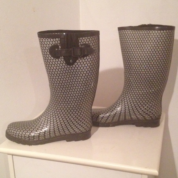Black, silver, sparkly, rain boot / galoshes.