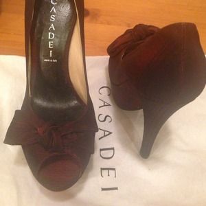 Casadei peep toe pumps w/ dust bag size 7