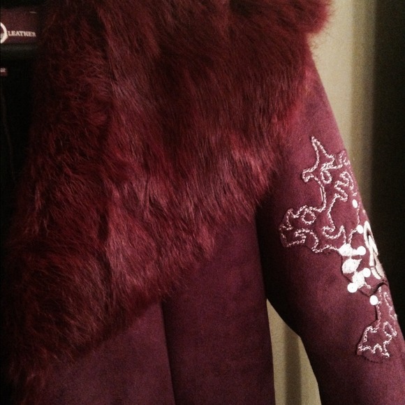 Rabbit fir/faux suede plum thigh length coat - Picture 2 of 3