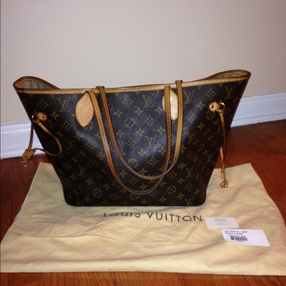 Authentic Louis Vuitton Neverfull MM