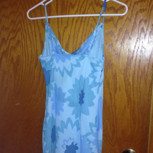 Express Spaghetti Strapped dress - Picture 2 of 2