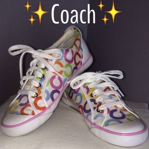 🎀HOLD for Ida🎀. AUTHENTIC COACH SNEAKERS/Barrett
