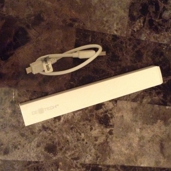 Universal 3day on the Go Charger