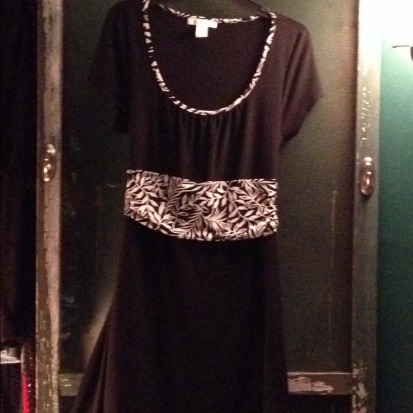 ✨WHBM Little Black Dress (LBD)✨