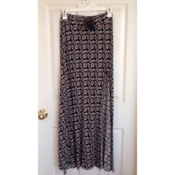 Brandy tribal print maxi skirt @cindyalejandra