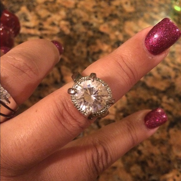 Huge fashion ring
