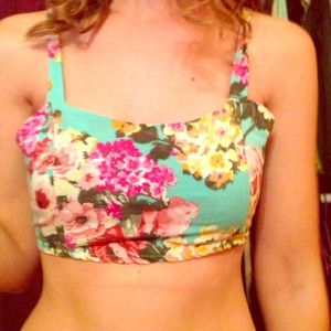 ❌Sold❌ BRANDY BRALETTE TYPE THING❤️