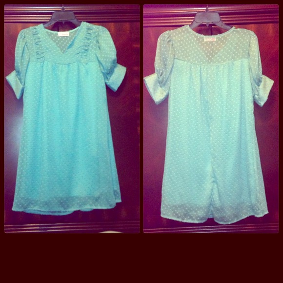 Dahila Teal Dress in new condition SZ S-M