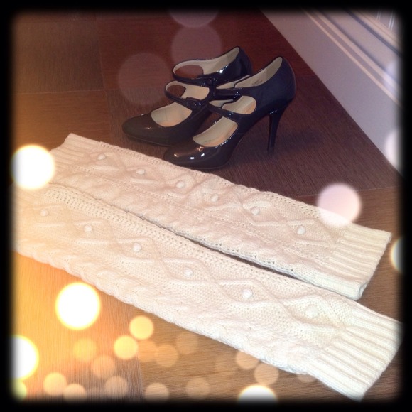 ❌Sold❌💌Hollister leg warmers💌 - Picture 2 of 4