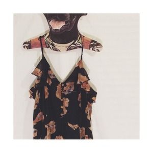 🎉HP🎉 UO high low dress!