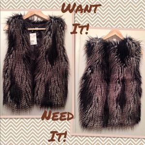 H&M faux fur vest NWT