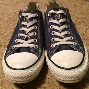 Blue Converse Chucks