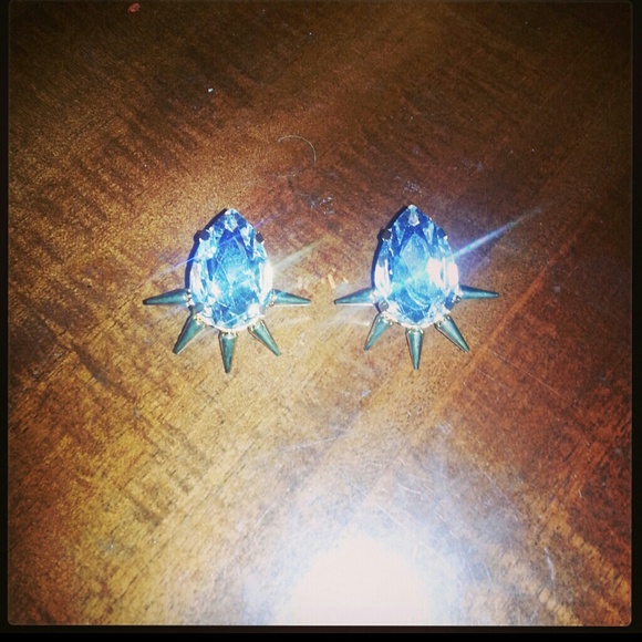 Besty Johnson inspired earrings
