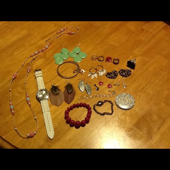 Jewelry lot
