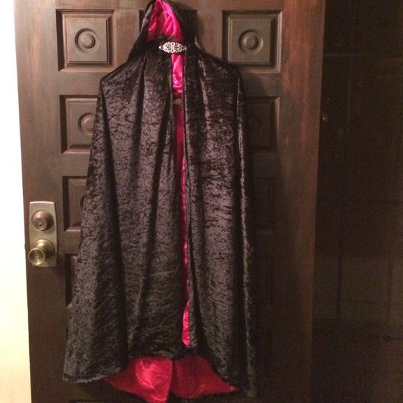 Gorgeous Little Red Riding Hood Cape