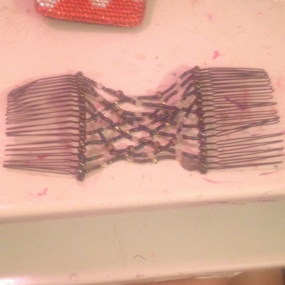 Hair item