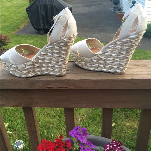 Wedges - Picture 4 of 4