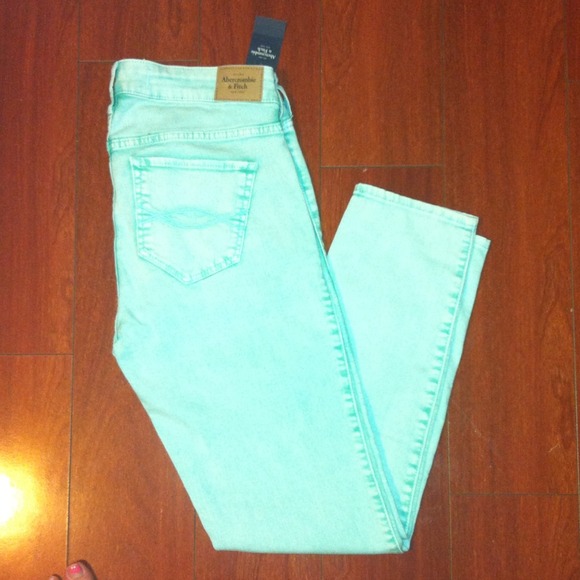 NWT Abercrombie & Fitch Pastel Teal Pants