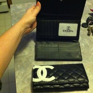 Chanel not authentic set of 2 wallets