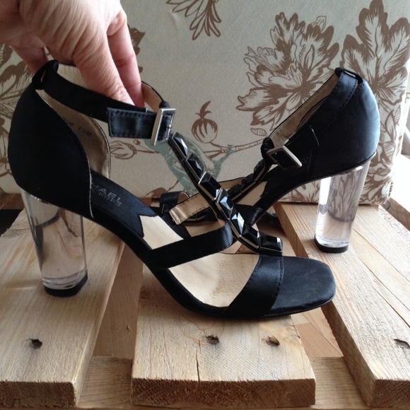 S O L D - Picture 2 of 4