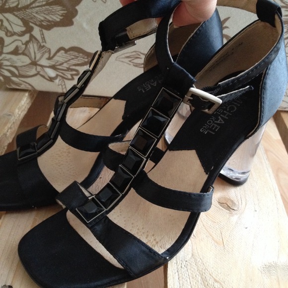 S O L D - Picture 4 of 4