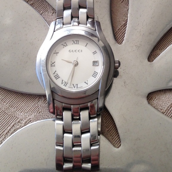 🎉HP🎉Authentic Gucci 5500L Stainless Steel Watch - Picture 5 of 8