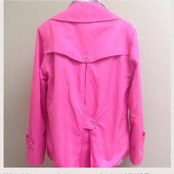 Pink jacket excellent condition. - Picture 2 of 5
