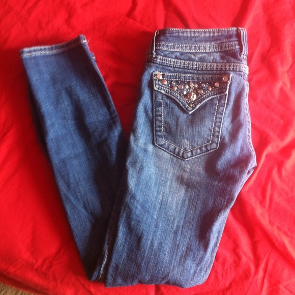 ⚠️ON HOLD⚠️👖 MISS ME SKINNY LEGGED JEANS 👖