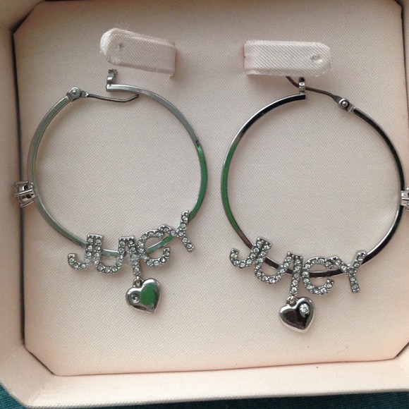 Juicy couture's earrings