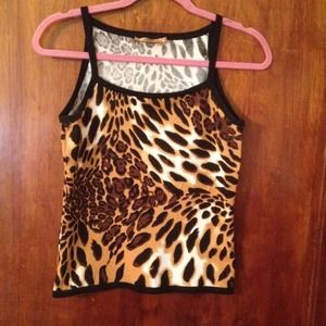 Leopard top