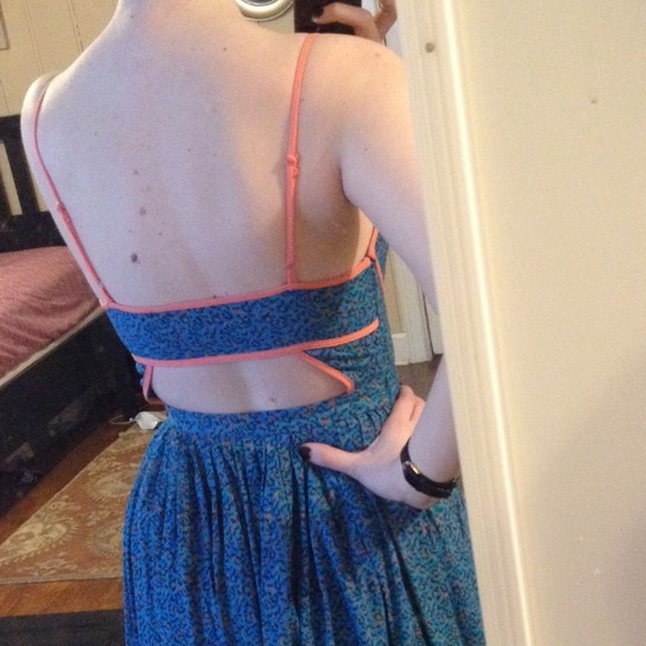 Sassy blue and coral pattern dress!!!! - Picture 2 of 3