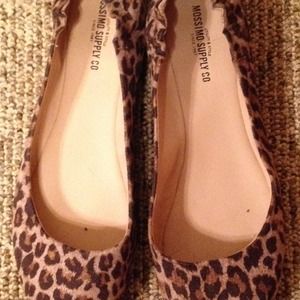 Missimo leopard print flats. Size 8.