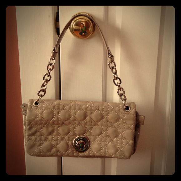 Francesca's handbag