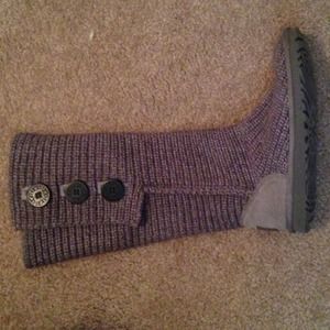 Grey knitted uggs