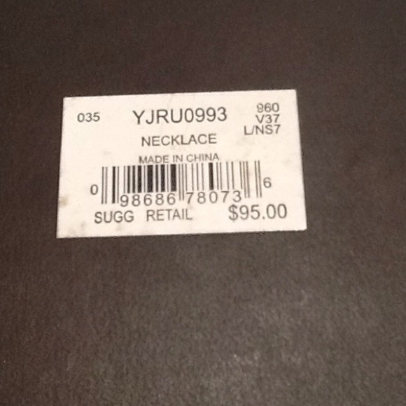 SOLD in bundle✨✨Juicy Couture charm necklace - Picture 3 of 3