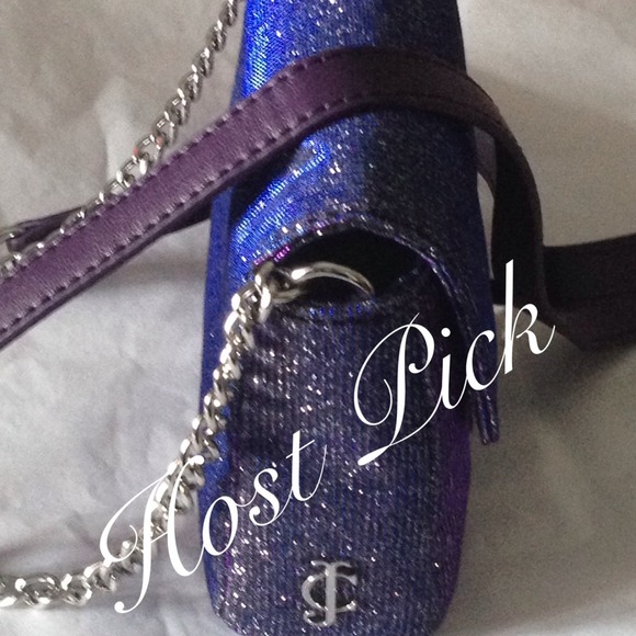 WOOHOO🎉HOST PICK 🎉Juicy Couture Mini G Crossbody