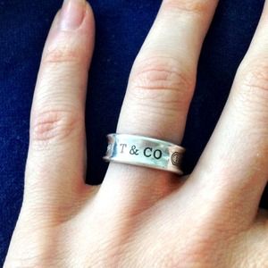 Tiffany & Co.  Signature sterling silver band Ring