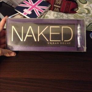 Urban Decay Naked Palette -Reserved