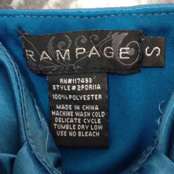 Beautiful silk - Picture 2 of 2