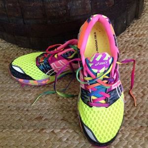 Asics Gel-Noosa Tri 8