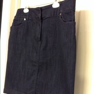 🎀Dana Buchman Denim Skirt🎀