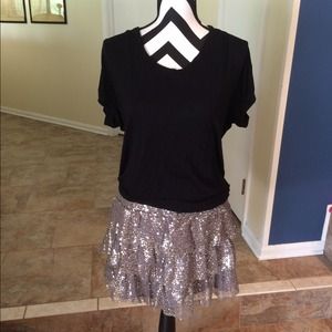 💖💖Host Pick💖💖 Sequin express skirt!!