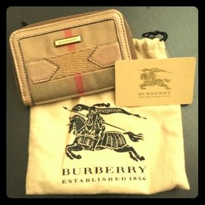 REDUCED ★Authentic Burberry Card Case